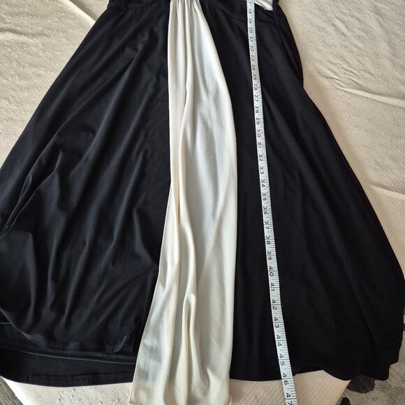 Elegant Dress - Picture 13 of 14